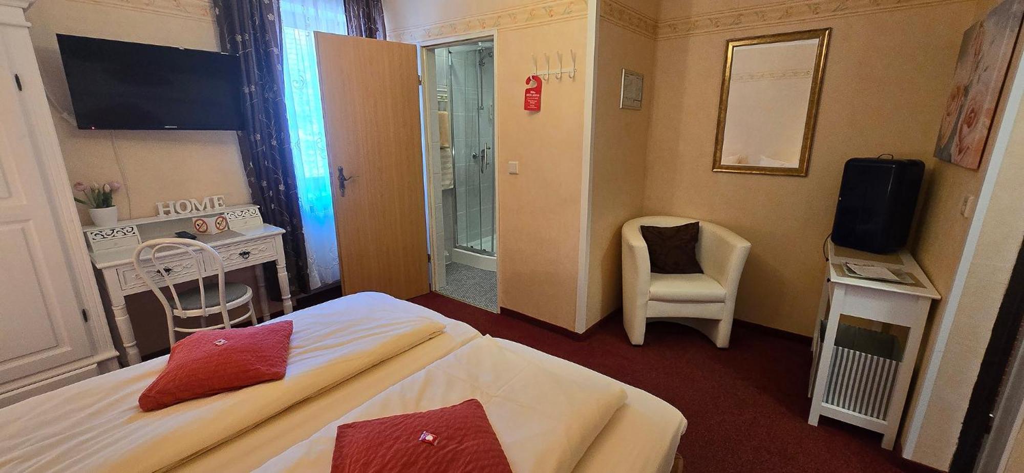 Haus Jutta Hotel Goessweinstein Ngoại thất bức ảnh