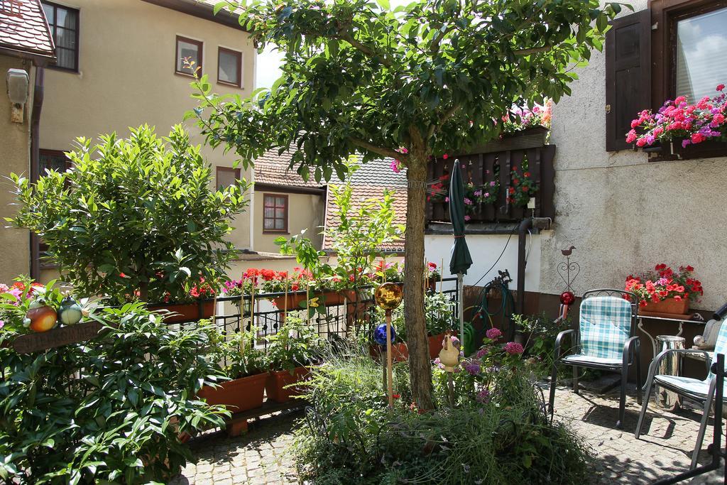 Haus Jutta Hotel Goessweinstein Ngoại thất bức ảnh